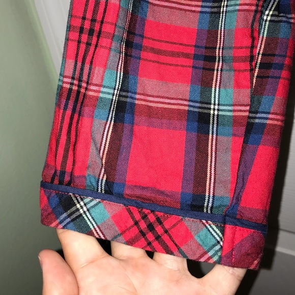 Victoria’s Secret L Plaid Button Down Top - Picture 4 of 7